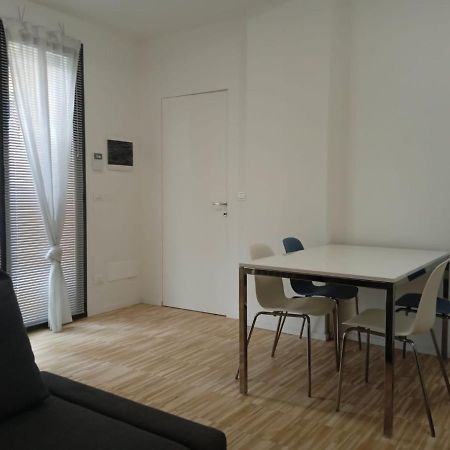 Apartment Via D'Apulia 11 ミラノ エクステリア 写真