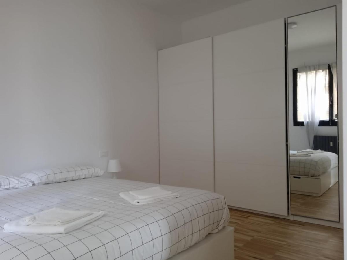 Apartment Via D'Apulia 11 ミラノ エクステリア 写真